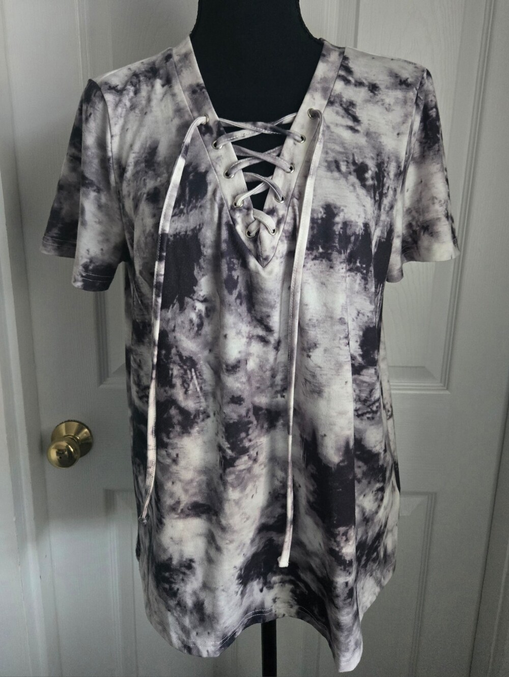Black & White Tie Dye Short Sleeve Shirt